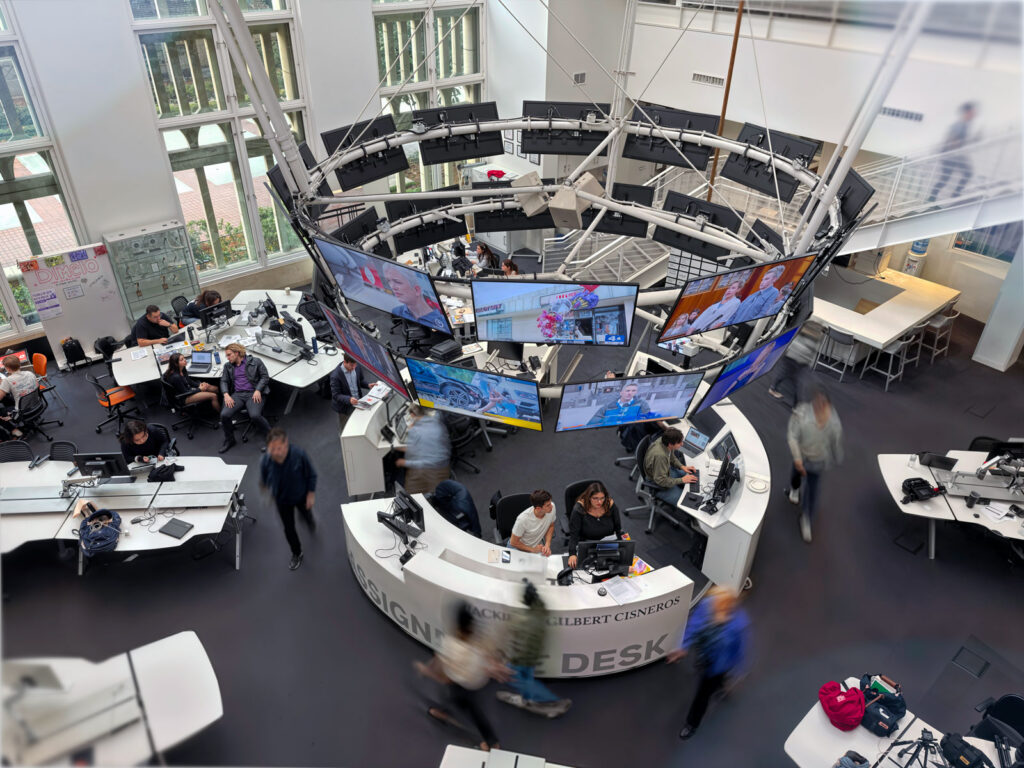 ASG USC ANNENBEG MEDIA CENTER ASSIGNMENT DESK