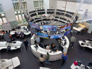 ASG USC ANNENBEG MEDIA CENTER ASSIGNMENT DESK