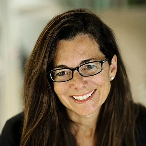 Michele Ferreira Headshot